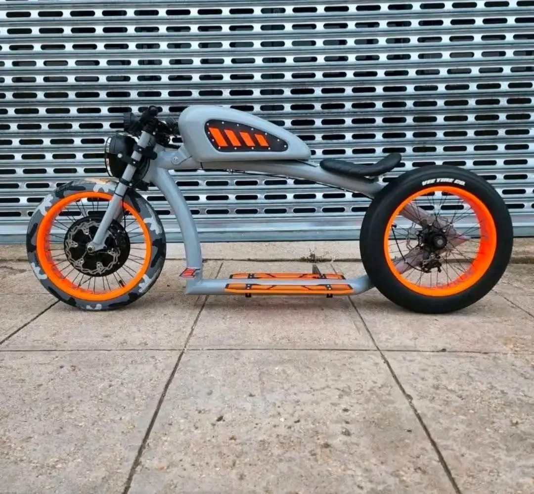 E-BIKES write down preferable colors on the note at checkout - Image 4